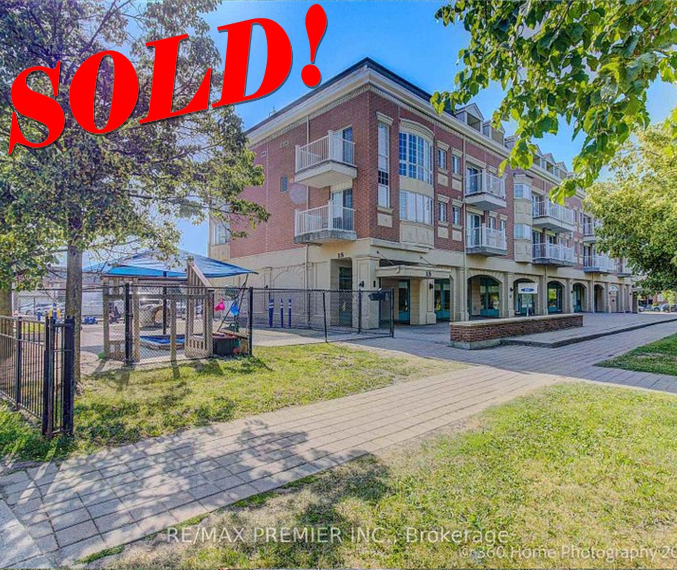 15 Cornell Meadows Ave Sold